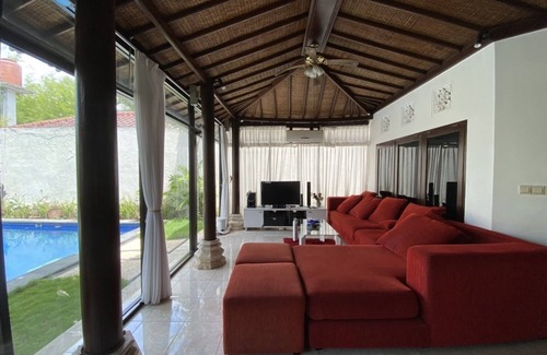 Pemogan Villa | Villa Kuta cerca de la playa de Kuta