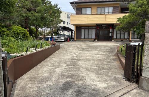 Mito Casa | 一棟貸しの宿 貸別荘 水戸ハウス Vacation Rental Mito House! Location is 1-2-55 Kanemachi Ibaraki Prefecture 場所は茨城県水戸市金町1-2-55です ドア横のキーボックスの番号はご予約後に,チェックイン情報を見る,をご覧下さい