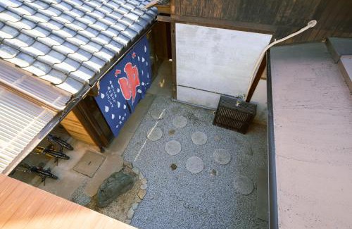 Tadotsu-cho Casa | 一棟貸切宿 空と家 本棟