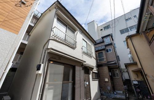 Nishikoiwa Apartamento | 一棟貸切宿, HARMONIA東京小岩 6名max,wifi有,秋葉原16分新宿33分,ディズニー電車48分, 駐車場ありません