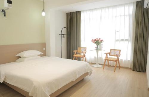 Jiyang Casa | 三亚豪晟珠崖民宿(海棠湾免税城店)