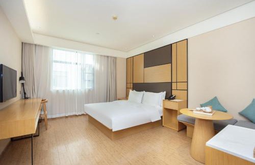 Jinshan Hotel | 上海城市沙滩轩逸酒店