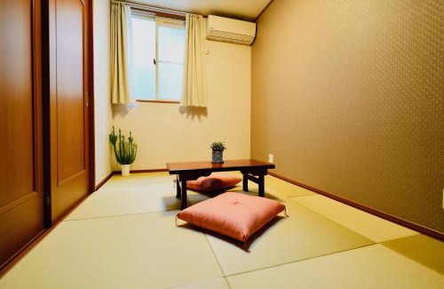 Higashikujo Kitakarasumacho Apartamento | 京都佳月民宿