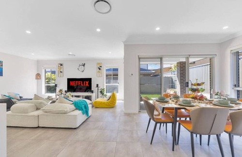 Leppington Casa | 功夫熊猫大house-Leppington市中心