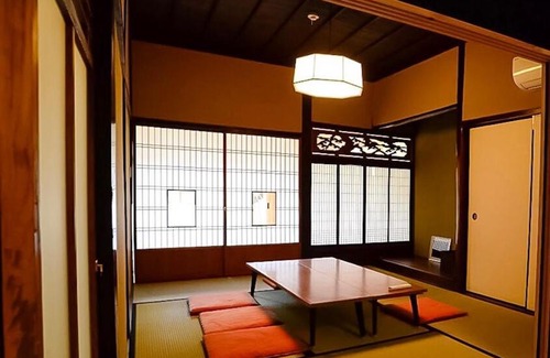 Maniwa Casa | 北房まちの駅 ゲストハウス