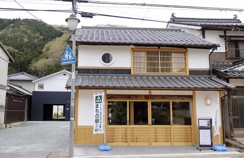 Maniwa Casa | 北房まちの駅 ゲストハウス