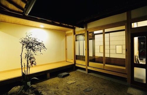 Maniwa Casa | 北房まちの駅 ゲストハウス