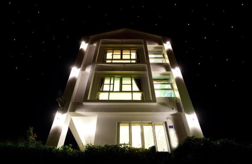 South Beach Casa | 南灣墾丁易水鴻閣Villa