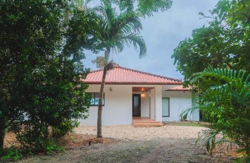 Nagura Villa | 呼吸する宿 ISHIGAKI Tida