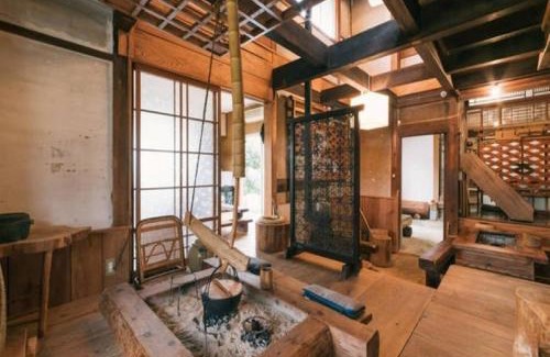Itoshima Casa | 囲炉裏が楽しめる貸切古民家里や