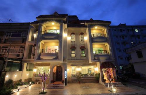 Hualien City Centre Casa | 坡岸長堤民宿 Leveeside House I 花蓮車站民宿 I 民宿證號1747 & 1748