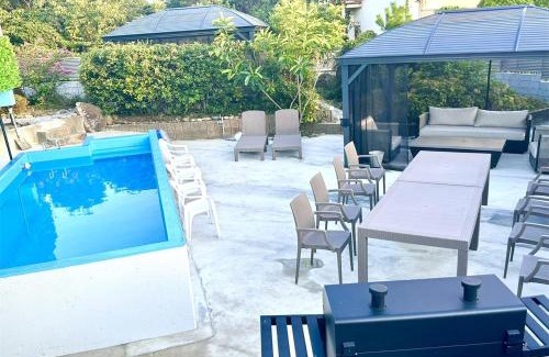 Tsubaki Onsen Villa | 天然露天温泉付き!雨でも炭火BBQ可!プール付き!Max12名!駐車場2台!千畳敷三段壁近く