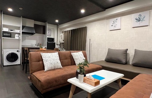 Nanbasennichimae Apartamento | 好立地"なんば駅徒歩4分"黒門市場1分彡Wi-Fi彡任天堂switch彡NETFLIX