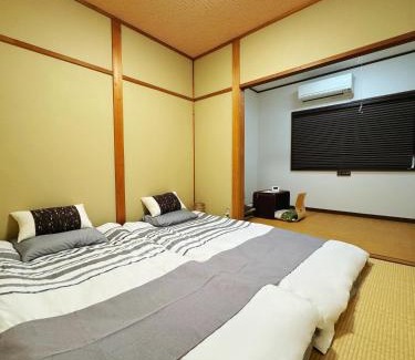Shimogyo Villa | 山雲居