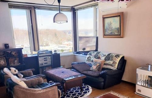 Minami Casa | 川と森の静かな街に朝陽の見える部屋 無料駐車場