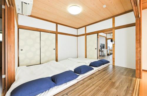 Narita Apartamento | 幸Happiness 10 Guests Near Narita Airport 3 Parking Spaces Spacious Home
