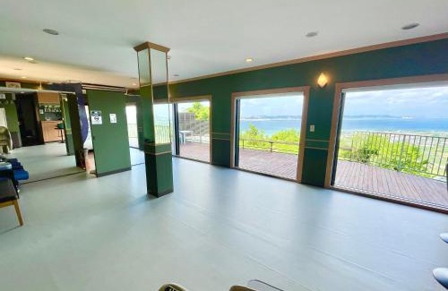 Sashiki Villa | 広々テラスで沖縄一の絶景独占! BBQやイベントも楽しめるヴィラで最高の旅を! Villa VIEW