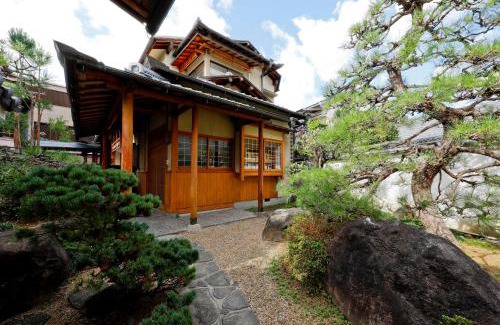 Higashiyodogawa Casa | 庭之宿 新大阪日本庭園の家 -Residence inn Niwanoyado-