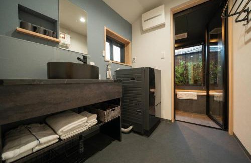 Fushimi Casa | 御屋 稲