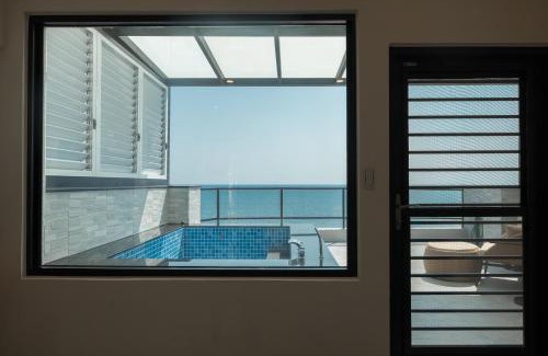 Xinyi Casa | 微笑海之夕潮弄海旅居