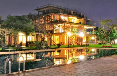 Yuanshan Casa | 德隆行館