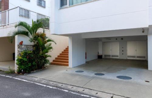 Nakadomari Casa | 恩納村 5部屋 4シャワー 3トイレ 和室 BBQ 居酒屋 コンビニ近く Nakadomari Hills