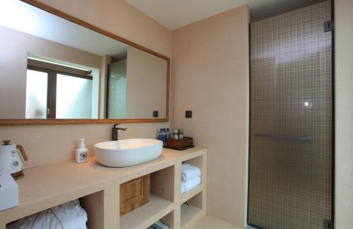 Chengdu Casa | 成都传家合院（花舞人间店）
