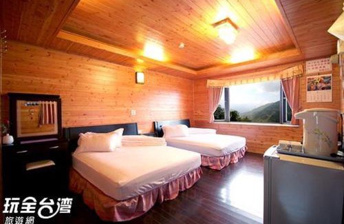 Fuxing District Cabina | 拉拉山 佳儂景觀休憩農場