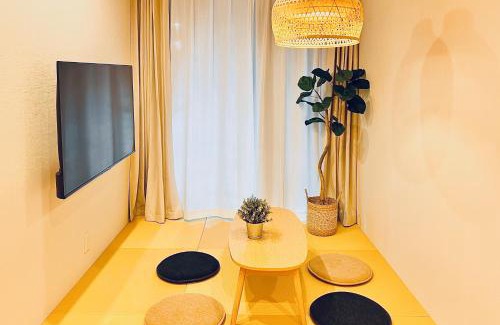 Yushima Apartamento | 新上双卧套房 最大5人 设计师风格Yaof 东京中心上野公园3分钟 车站1分钟 位置极佳超级繁华 房间内看樱花