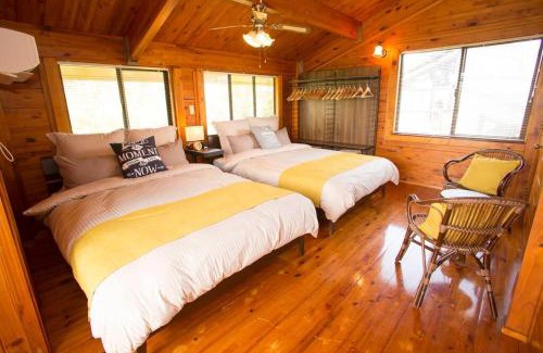 Nakama Villa | 木の温かみ溢れる自然の中のログハウス~Cottage HIBISCUS~
