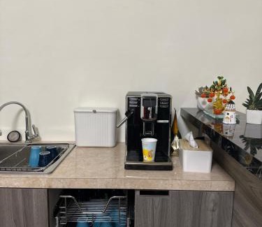 Dongyin Town Cama Y Desayuno | 東引海悅樓民宿