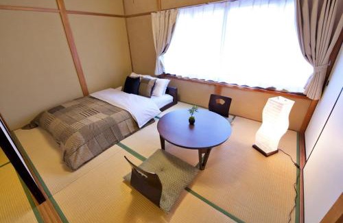 Nagawa Apartamento | 東月光町戸建て