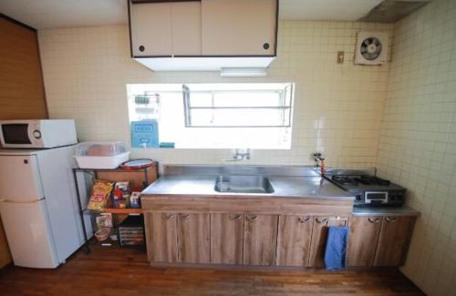 Furusato Cho Apartamento | 桜島の廃校を使った和室ゲストハウスulalaふるさと