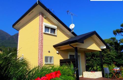 Yakushima Cabina | 森のフェアリー Cottage Morino Fairy All cotage with open-air bath with sea view or river view