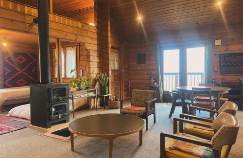 Awaji Casa | 海を眺めるログハウス カマカーマAwaji