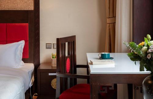 Shuhe Old Town Casa | 港集一杯茶客栈束河古镇店