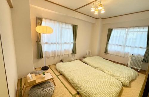 Nanasawa Onsen Apartamento | 湘南中心部 江ノ島・鎌倉・箱根 平塚駅5分 和室洋室最大6人 新宿駅から1時間パーティー禁止