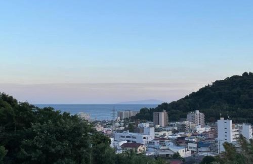 Yugawara Apartamento | 湯河原「ゲストハウス城堀の家」