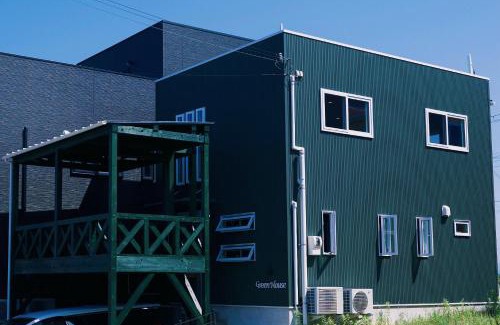 Shirahama Casa | 無料天然ファミリー温泉と専用炭火BBQスペース付貸切別荘 Green House