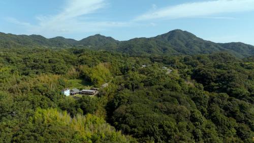 Minamiawaji Casa | 猫と図書館のある宿 草地家 Kusachike