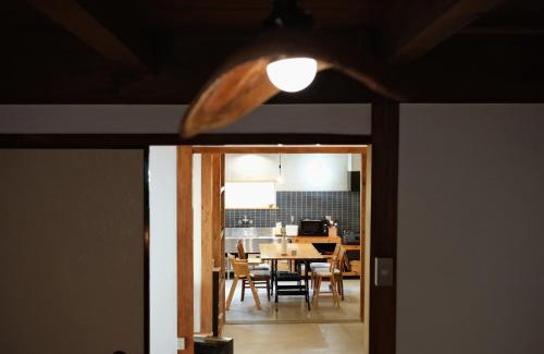 Minamiawaji Casa | 猫と図書館のある宿 草地家 Kusachike