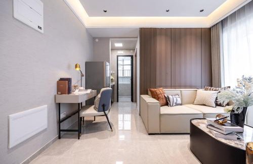 Central Business District Apartamento | 福田岗厦轻奢行政公寓
