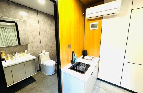 Hakone Otro | 箱根コンテナステイ コンビニすぐ 海賊船に乗ろう