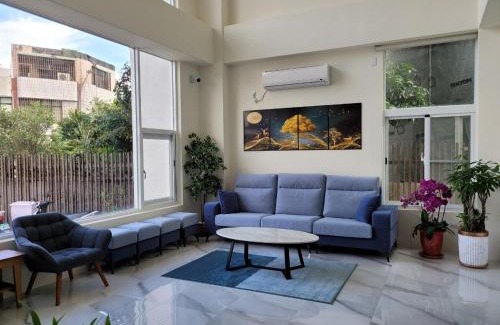 Taitung City Centre Casa | 綠堤泰安民宿