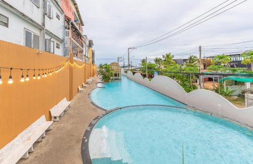 Na Kluea Hotel | 艺龙万国酒店Elong WG international hotel