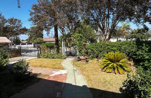 El Monte Casa | 花园式独立屋先锁定