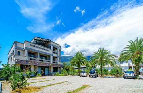 Taichang Village Cama Y Desayuno | 藍天普悠瑪民宿