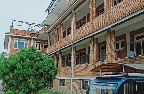 Lumbini Casa | 行者之家SUNFLOWER