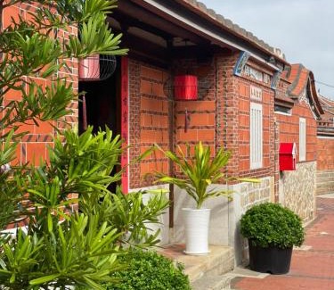 Jinning Casa | 金門古寧歇心苑官宅古厝民宿 Guning Xiexinyuan Historical Inn