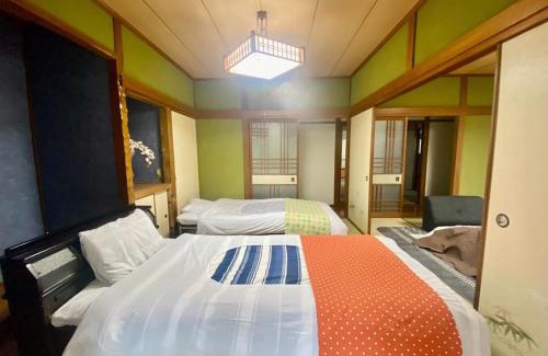 Yufu Casa | 鉄道と山の見える家